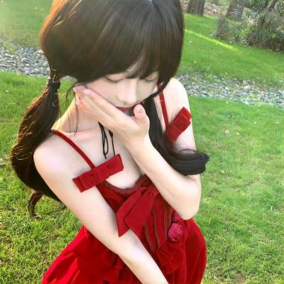 女儿国嬉春